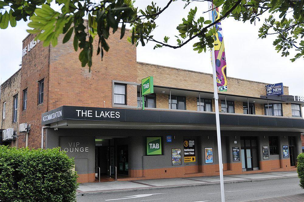 The Lakes Hotel Entrance Eksteriør bilde