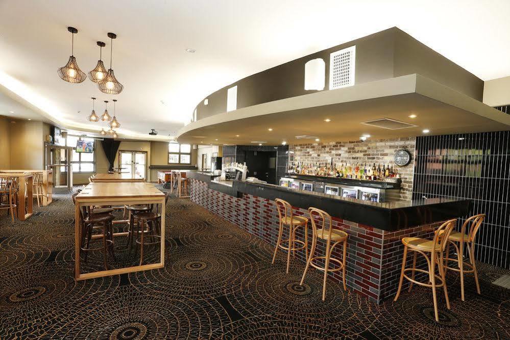 The Lakes Hotel Entrance Eksteriør bilde