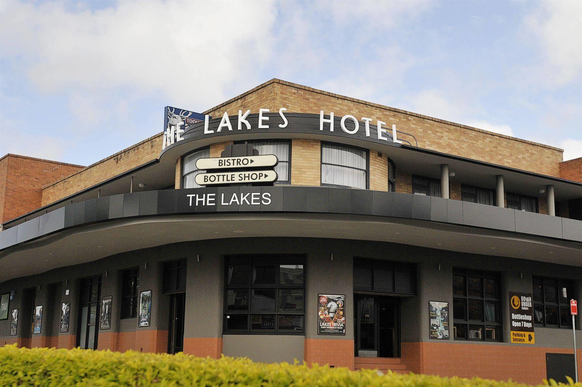 The Lakes Hotel Entrance Eksteriør bilde